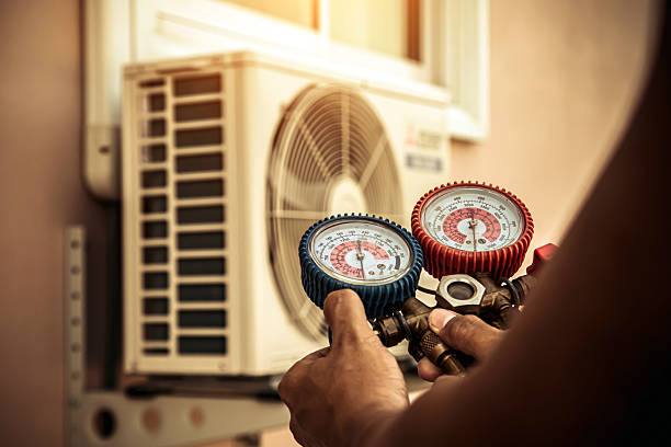 Professional Hvac Maintenance technician working in Larchmont, NY